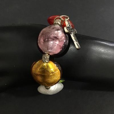 Beautiful multicolor glass bead stretch bracelet
