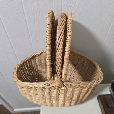 Picnic basket