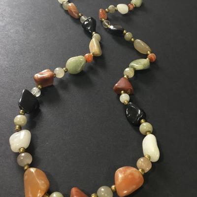 Beautiful, vintage, natural stone necklace, colored crystal necklace