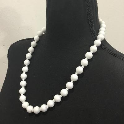 Vintage white disco ball beaded necklace