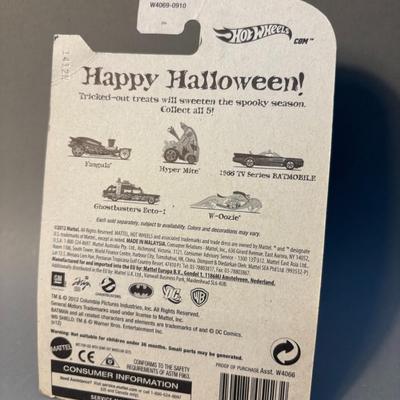 Hot Wheels - Happy Halloween! 1966 TV Series Batmobile - 2012