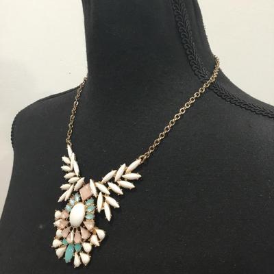Gold toned statement necklace very beautiful