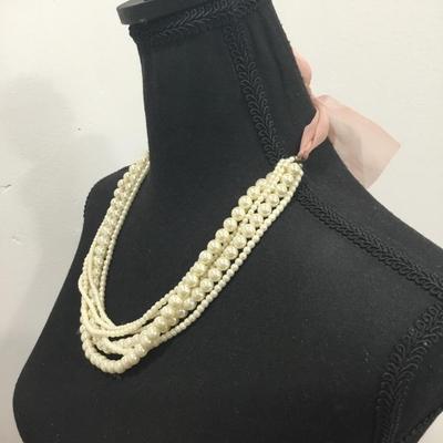 Cute faux pearl necklace