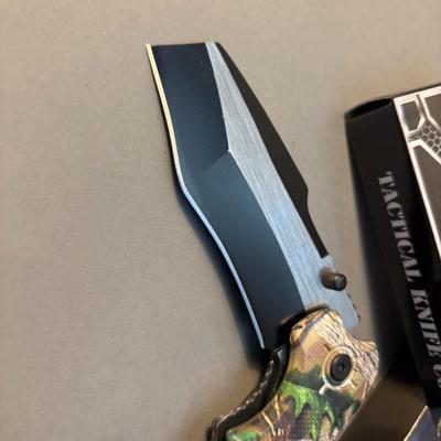 Razor Tactical - Lock Knife - Camo Handle