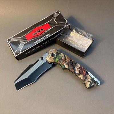 Razor Tactical - Lock Knife - Camo Handle