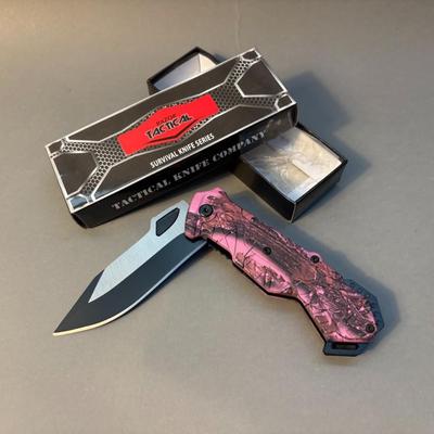 Razor Tactical - Lock Knife - Pink Camo Handle