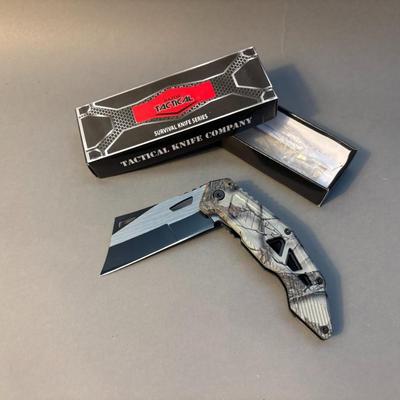 Razor Tactical - Lock Knife - Gray Camo Handle