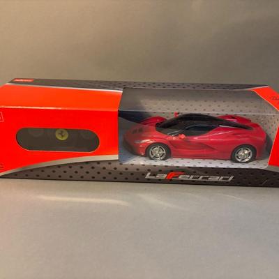 RASTAR - 1:18 LaFerrari (Red) - R/C Model Car