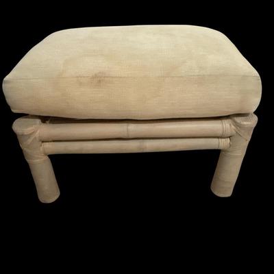 2 footstools