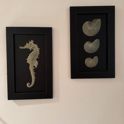2 sea motif pictures