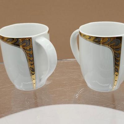 Sale Photo Thumbnail #185: 2 beautiful cups from Bareuther , Bavaria W. Germany
porcelain
Beautiful condition
