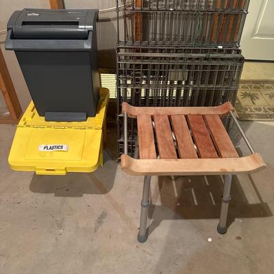 Assorted utility items