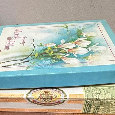 Sale Photo Thumbnail #356: Includes Flower Cards, stationary paper. In good used condition.