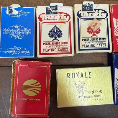 Sale Photo Thumbnail #485: not counted, but previous owner had many cards and all of the ones checked had the complete deck.