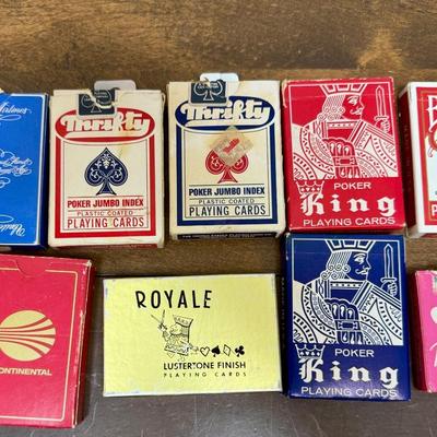Sale Photo Thumbnail #487: not counted, but previous owner had many cards and all of the ones checked had the complete deck.