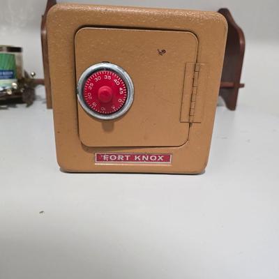 Toy safe