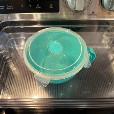 KITCHEN ORGANIZERS