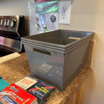 KITCHEN ORGANIZERS