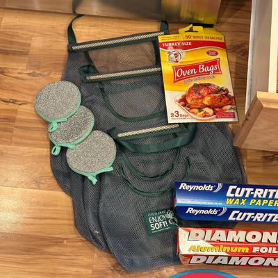 FOOD WRAPS AND BAGS