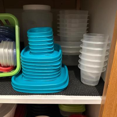 FOOD STORAGE CONTAINERS