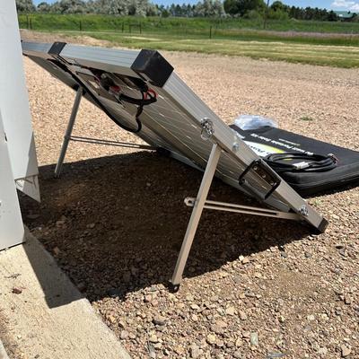 GO POWER! 130 WATT PORTABLE SOLAR POWER KIT