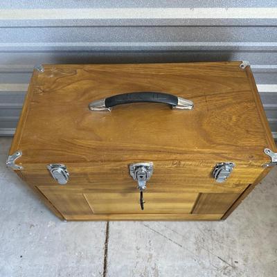 NICE 8 DRAWER TOOL CHEST BY WINDSOR DESIGN