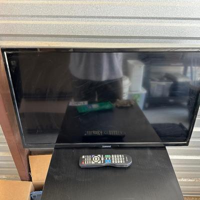 SUMMIT 32" RV HD LED TV, MONITOR WALL MOUNTS AND MORE