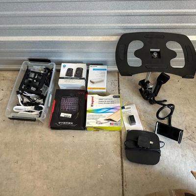 CLAMP STAND FOR LAPTOPS, 1 HAND GAMING KEYBOARD, PC SPEAKERS AND MORE