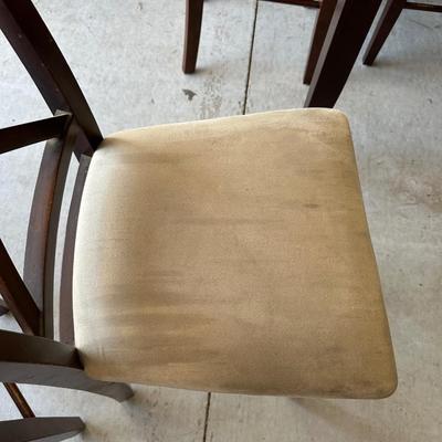 COUNTER HEIGHT DINING TABLE W/BUTTERFLY LEAF AND 8 CHAIRS PLUS A REMOVABLE LAZY SUSAN