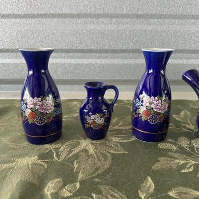 ARITA/IMARI WARE JAPANESE PORCELAIN TEA SET WITH EXTRAS
