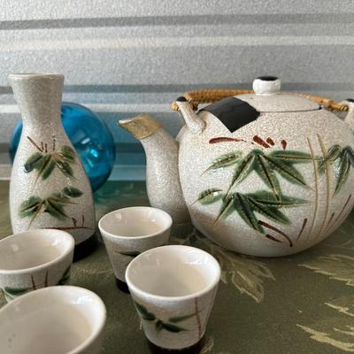 JAPANESE TEA SET AND SHIBATA TOKI TEAPOT PLUS RICE BOWLS AND SPOONS