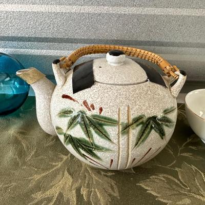 JAPANESE TEA SET AND SHIBATA TOKI TEAPOT PLUS RICE BOWLS AND SPOONS
