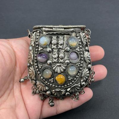 Sale Photo Thumbnail #91