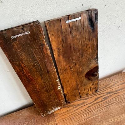 Lot 54 Wood plaques