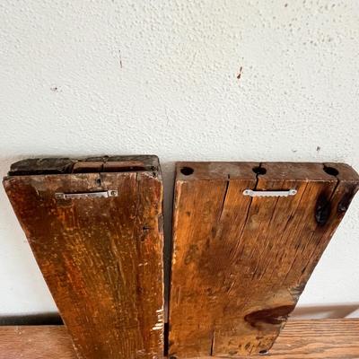 Lot 54 Wood plaques