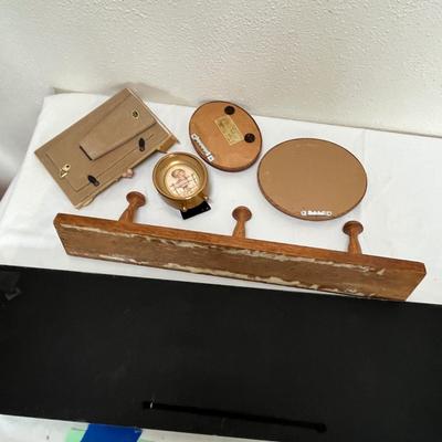 Lot 62 Wall Decor