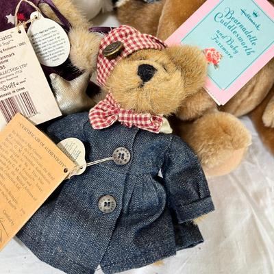 Lot 77 Stuffed Animals & Dolls