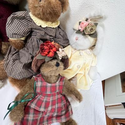 Lot 78 Boyd's Bears