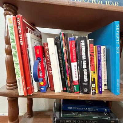Lot 90 Shelf of books