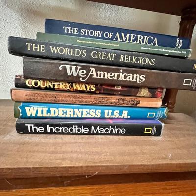 Lot 91 Books on America