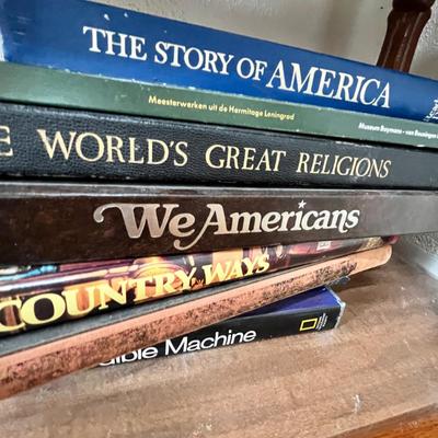 Lot 91 Books on America