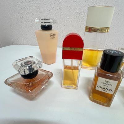 Lot 98 Lot of perfume