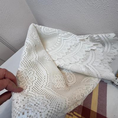 Lot 109 Linens