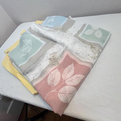 Lot 111 Shower curtains