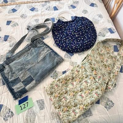 Lot 127 Purses small