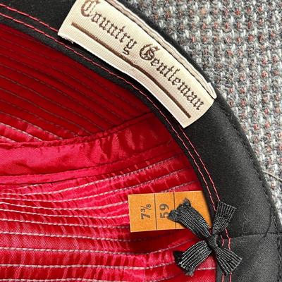 Lot 129 Men's hats