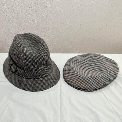 Lot 129 Men's hats