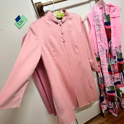Lot 136 Vintage pink!