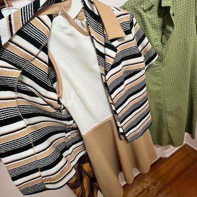 Lot 138 Vintage outfits skirt suits