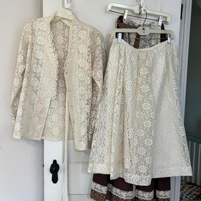 Lot 139 Gunne Sax style outfits